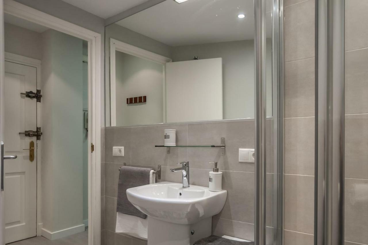 Atelier Plaza Nueva Plus Севілья Екстер'єр фото
